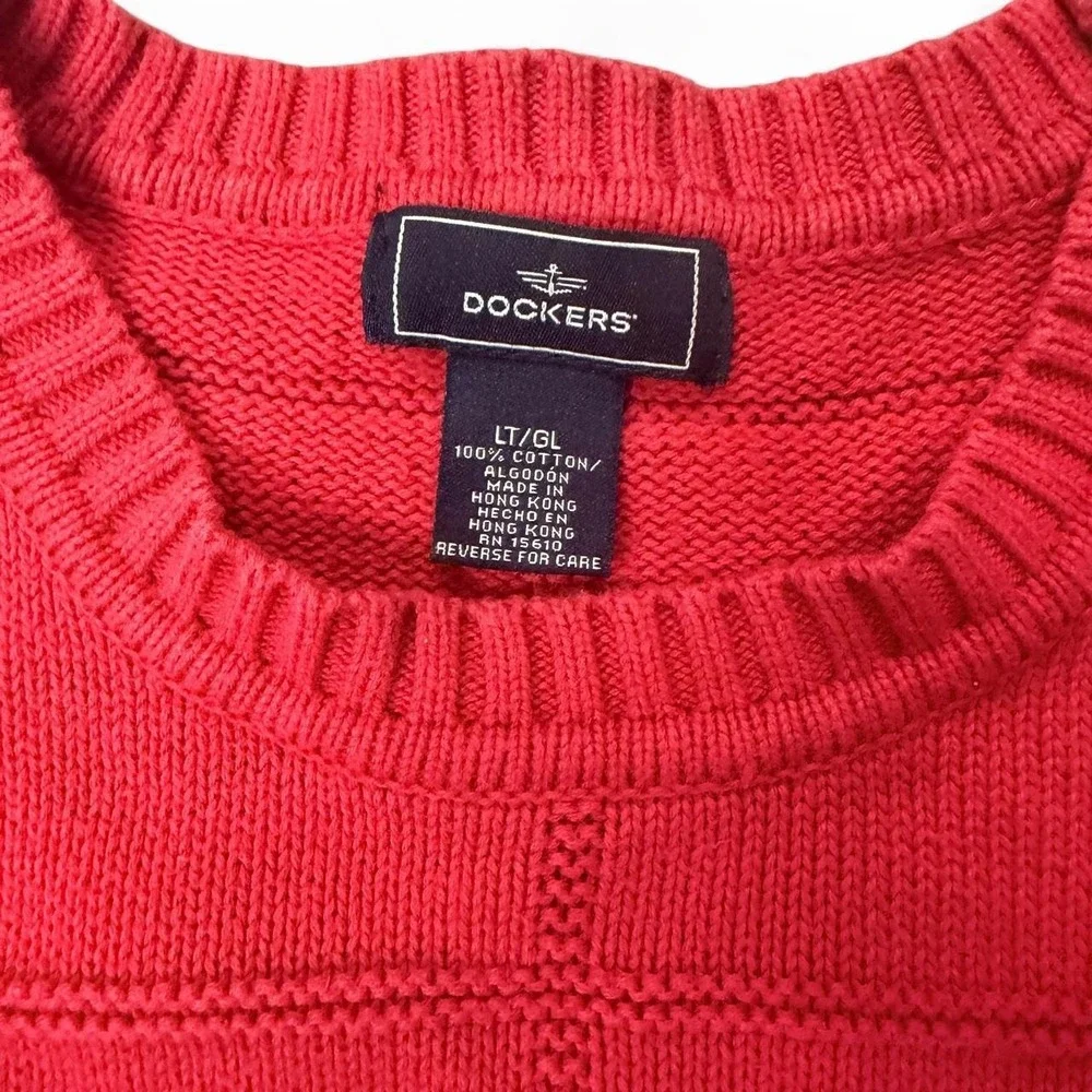Vintage Mens Dockers red knit sweater with grid pattern size L 100% cotton